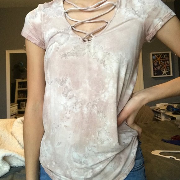 American Eagle Outfitters Tops - American Eagle Soft and Sexy Tee Front Lace Up